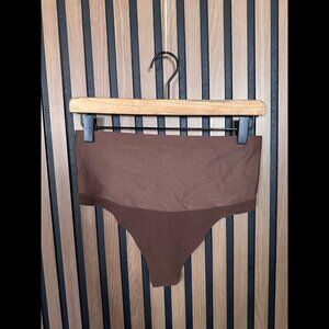New Victoria's Secret Panties Large Dark Brown Body High Rise Soothing Thong